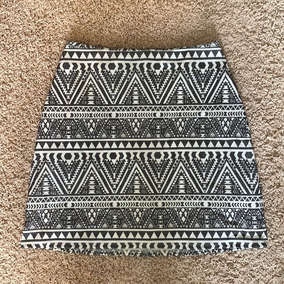 High waisted mini skirt - Picture 1 of 3